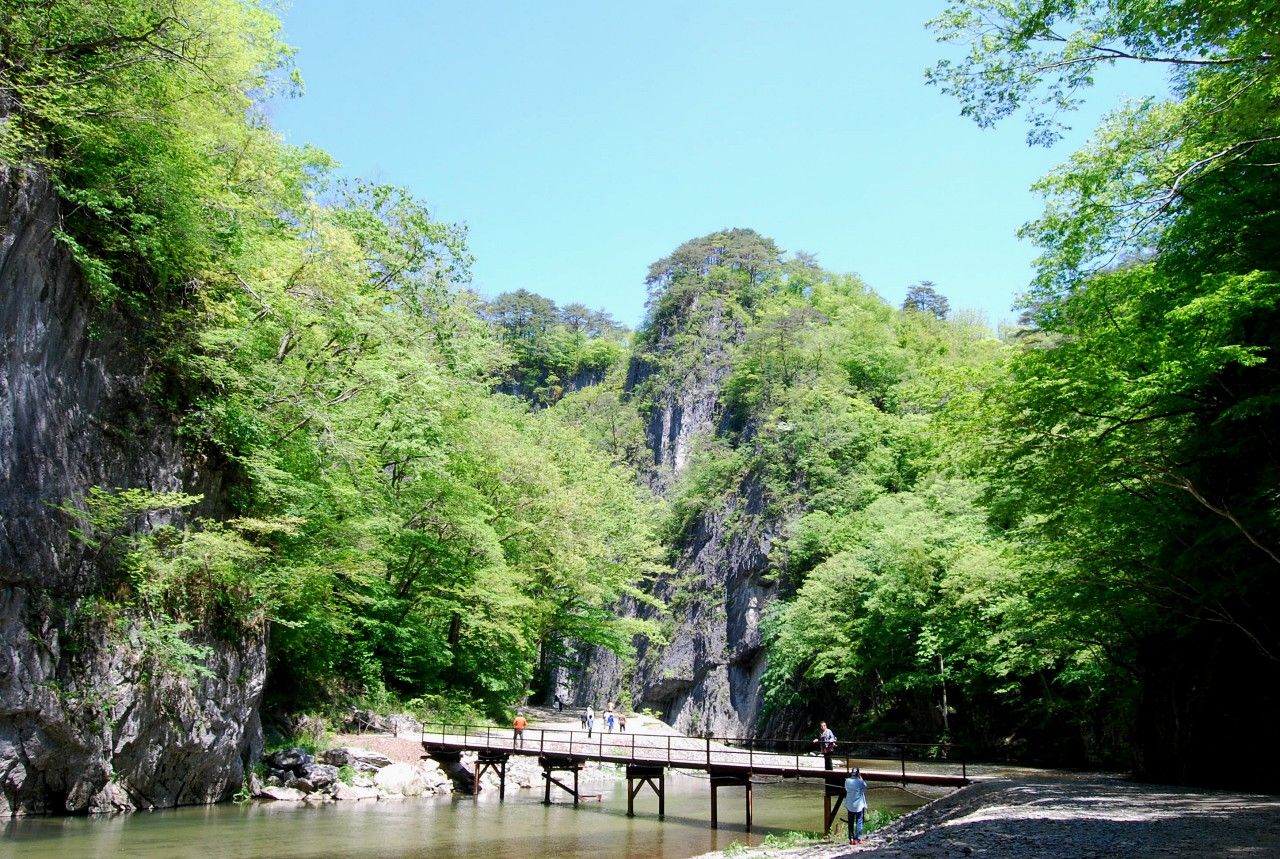 【No longer available】Scenic boat rides on the Geibi Gorge